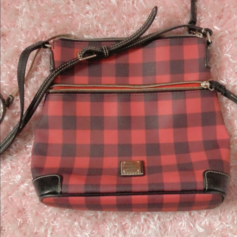 Dooney & Bourke purse